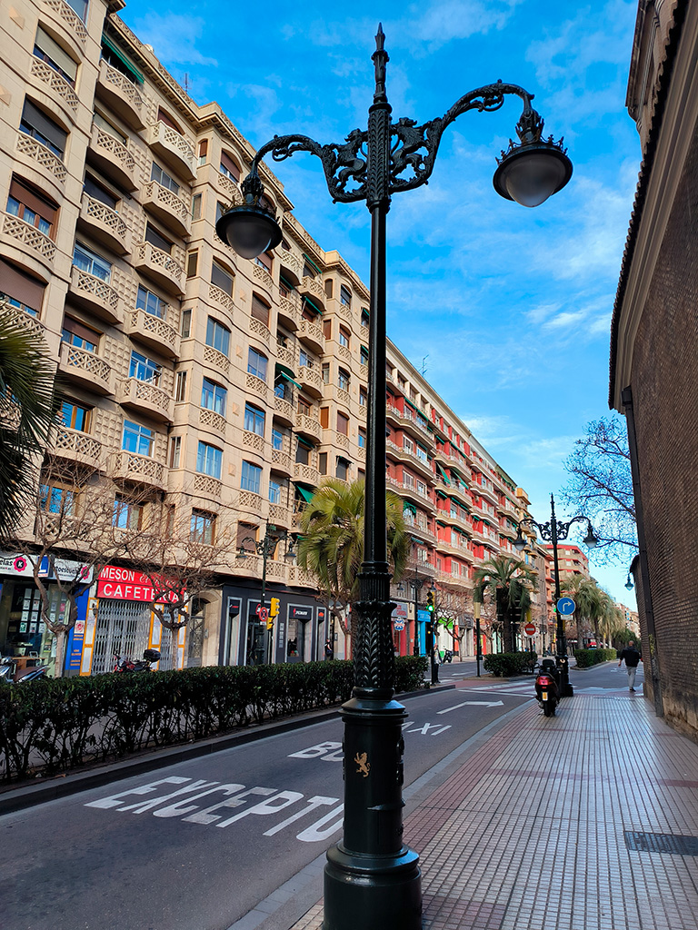 Saragossa, typowa ulica w centrum