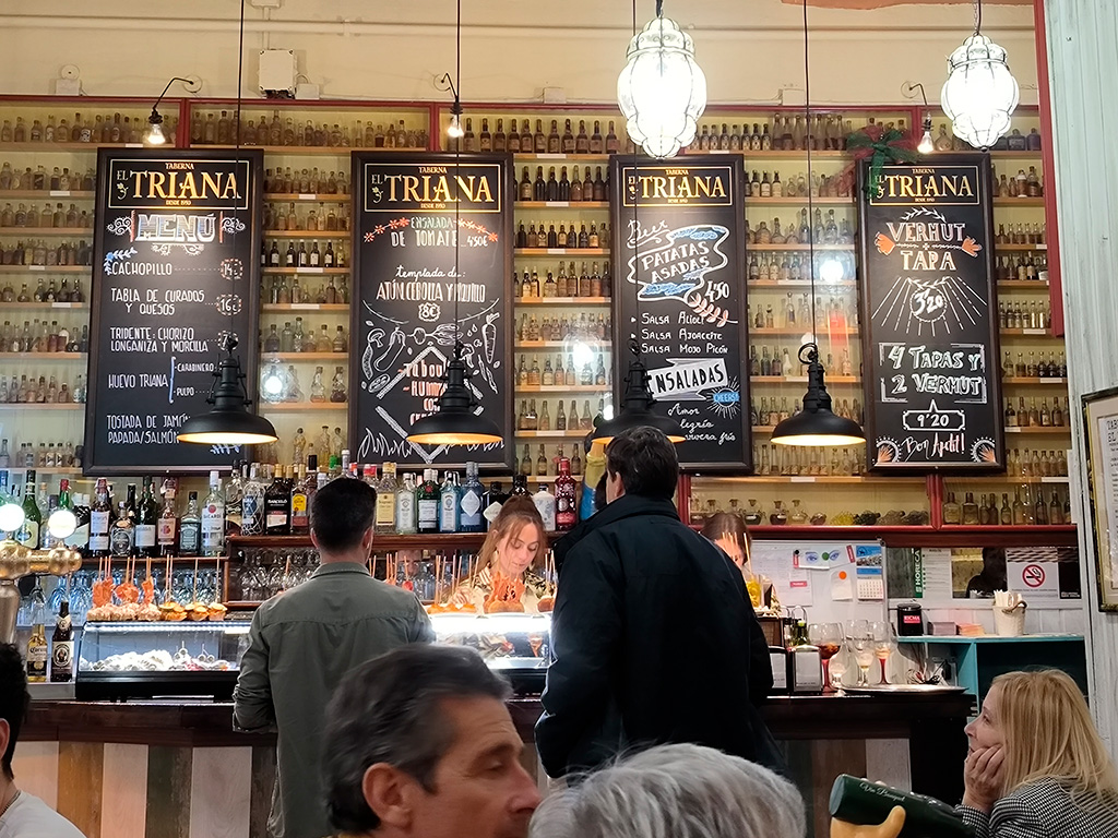 El Triana – bar i plansze menu